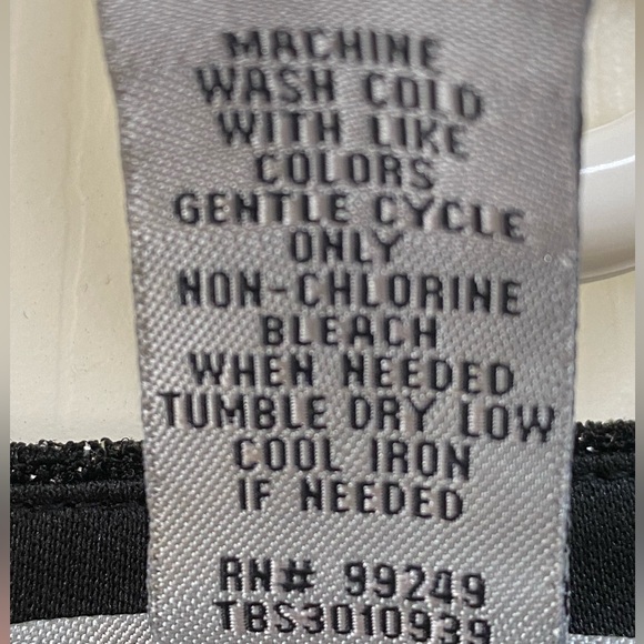 Catherines Black All Nighter Metallic Slinky Scoop V-Neckline Tunic Style Top - Picture 5 of 14